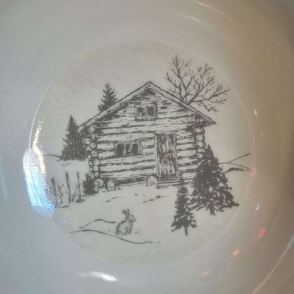 🎄 Set of 4 Red Porcelain Wavy Edged Bowls - White Pinecones & Grey Landscape - Picture 7 of 9